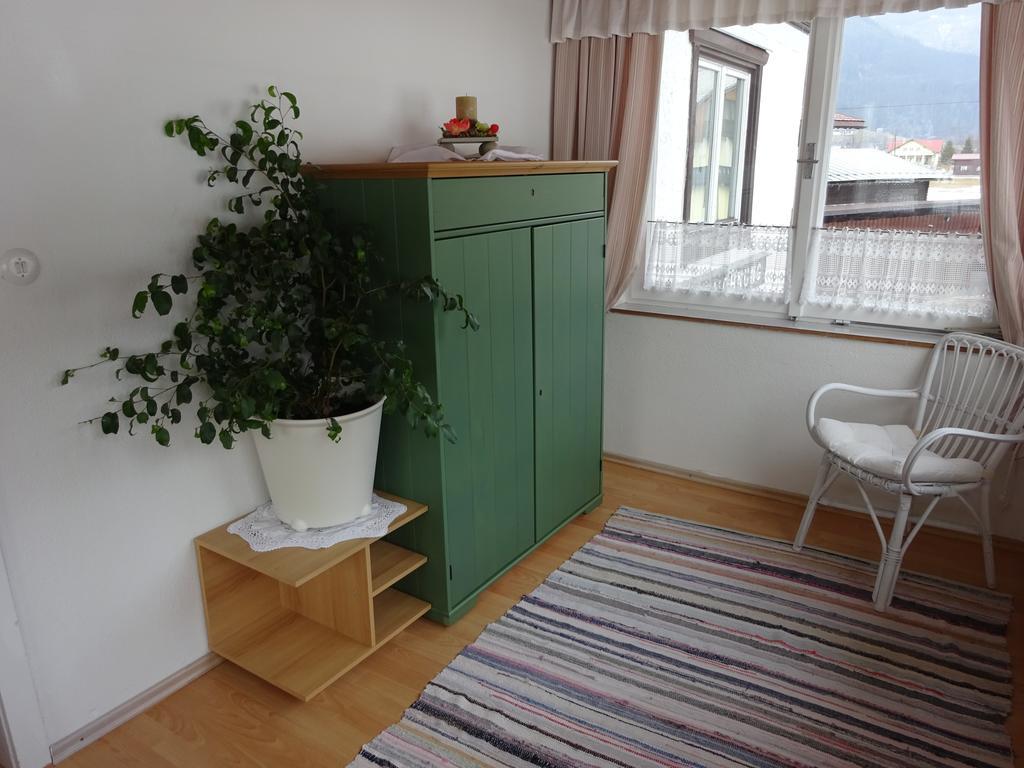 Haus Gruenwald Apartment Gosau Exterior photo